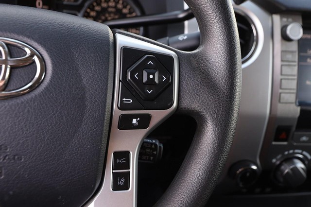 Toyota Tundra 4WD Vehicle Image 12