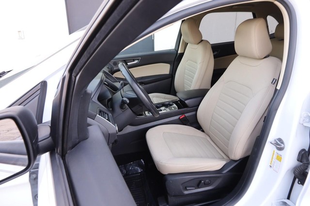 Ford Edge Vehicle Image 08