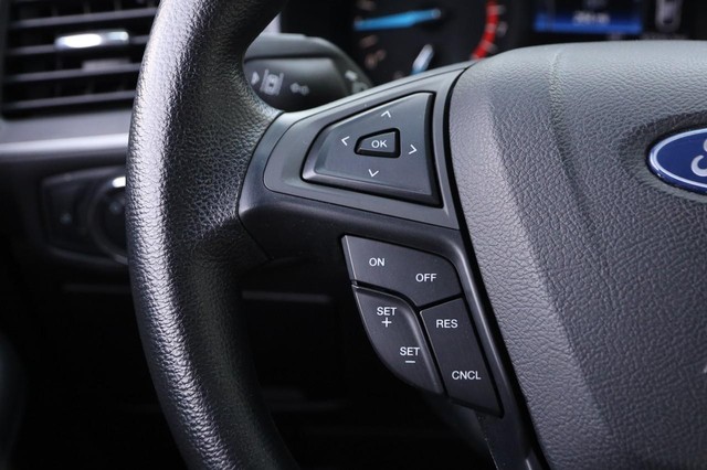 Ford Edge Vehicle Image 12