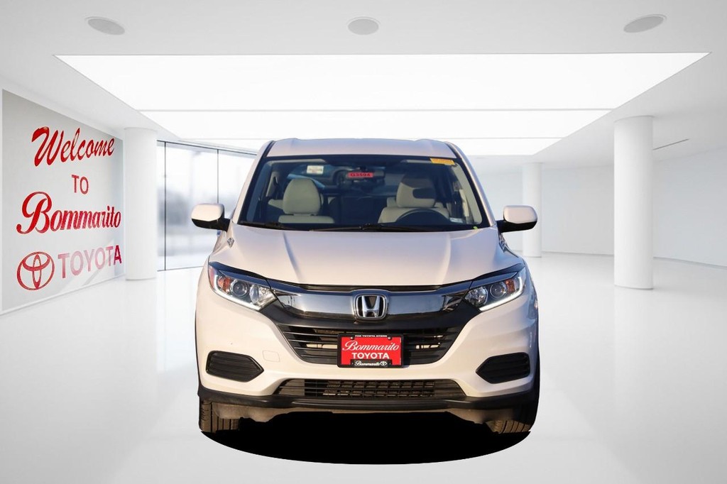 Honda HR-V Vehicle Full-screen Gallery Image 4