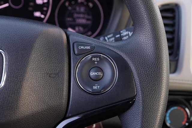 Honda HR-V Vehicle Image 12