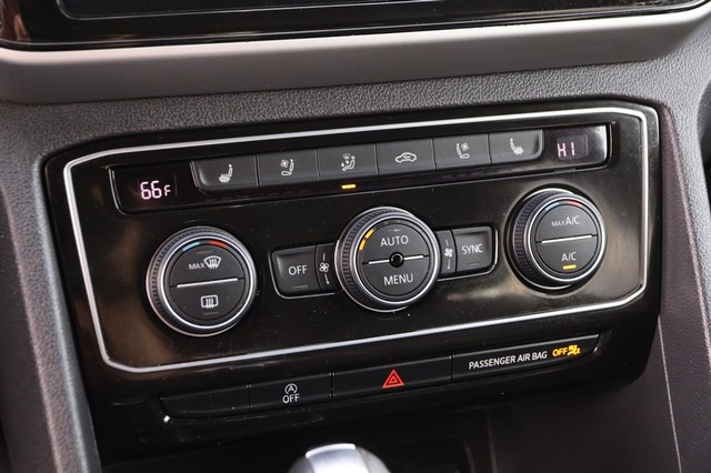 Volkswagen Atlas Cross Sport Vehicle Image 19