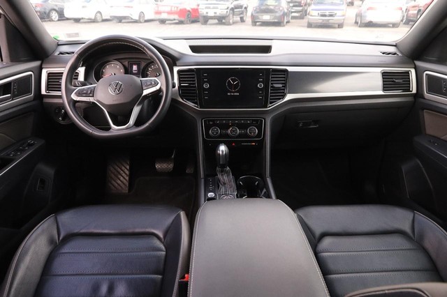 Volkswagen Atlas Cross Sport Vehicle Image 23