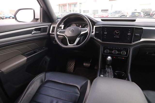 Volkswagen Atlas Cross Sport Vehicle Image 24
