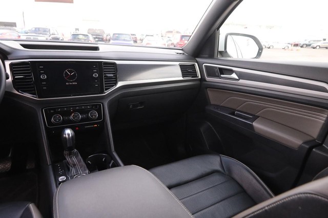 Volkswagen Atlas Cross Sport Vehicle Image 27