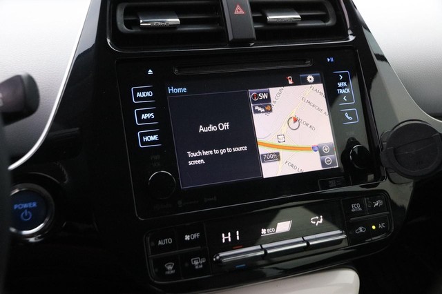 Toyota Prius Vehicle Image 15