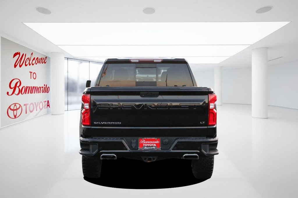 Chevrolet Silverado 1500 Vehicle Full-screen Gallery Image 6