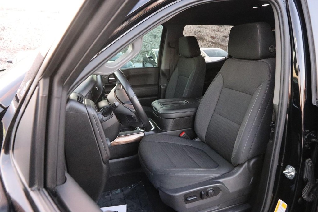 Chevrolet Silverado 1500 Vehicle Full-screen Gallery Image 8