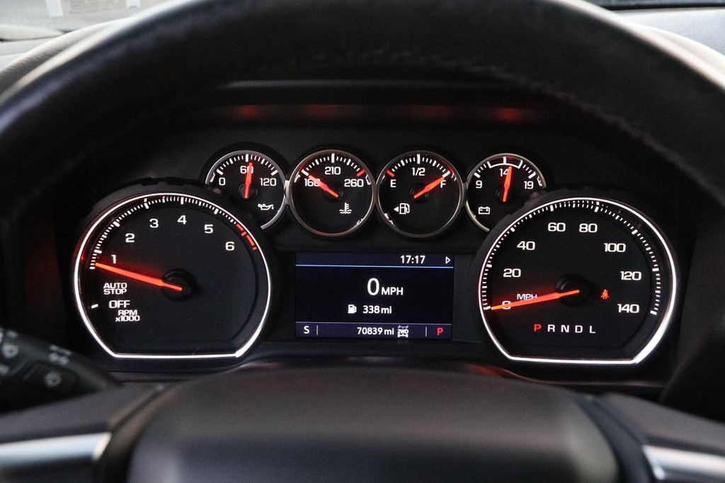 Chevrolet Silverado 1500 Vehicle Full-screen Gallery Image 13