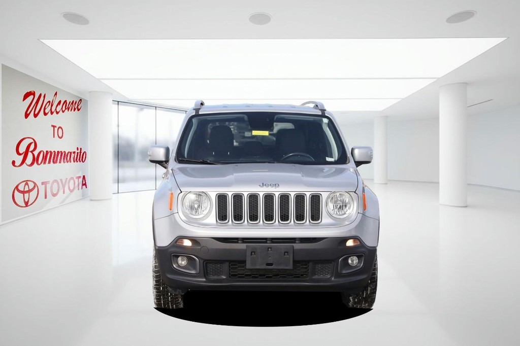 Jeep Renegade Vehicle Full-screen Gallery Image 4