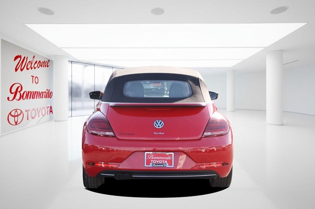Volkswagen Beetle Convertible Vehicle Image 06