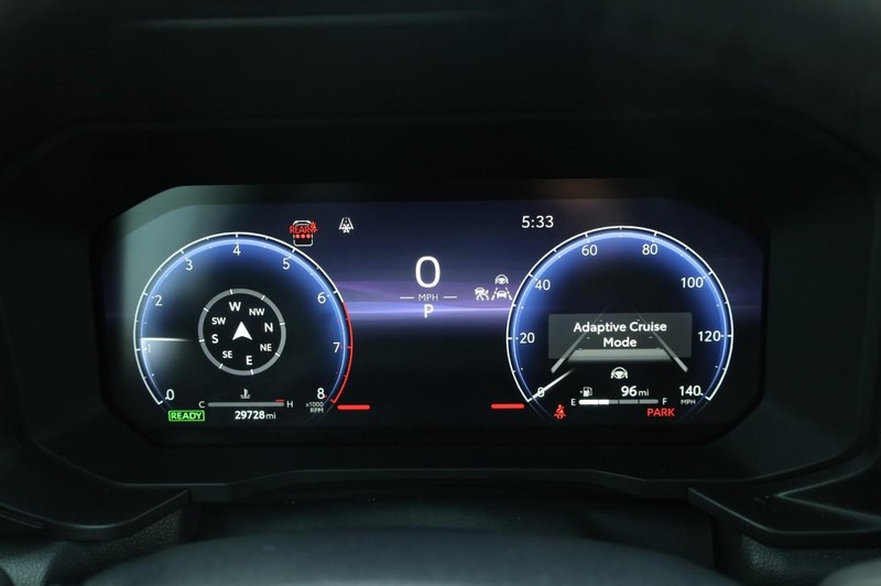 Toyota Land Cruiser Vehicle Image 11