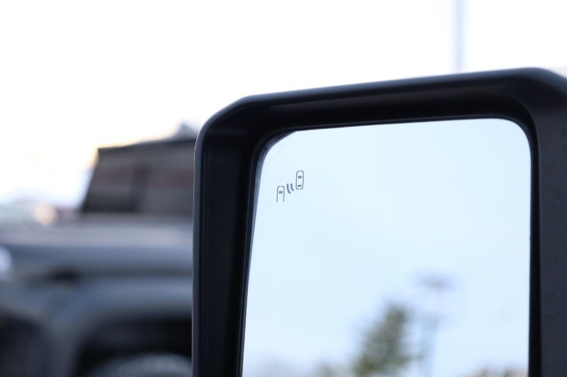 Toyota Land Cruiser Vehicle Image 20