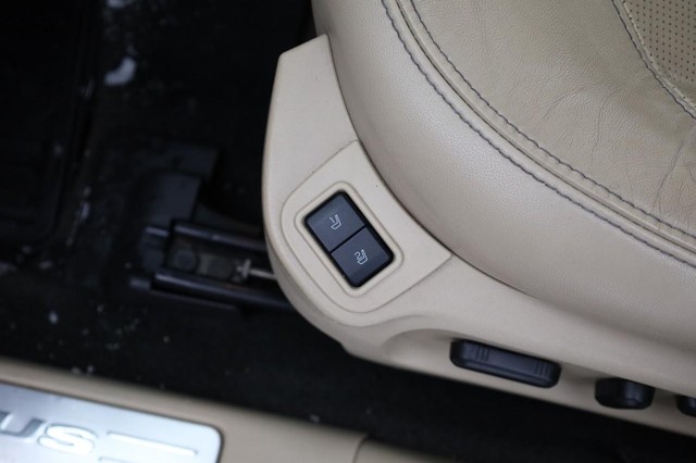 Ford Taurus Vehicle Image 21