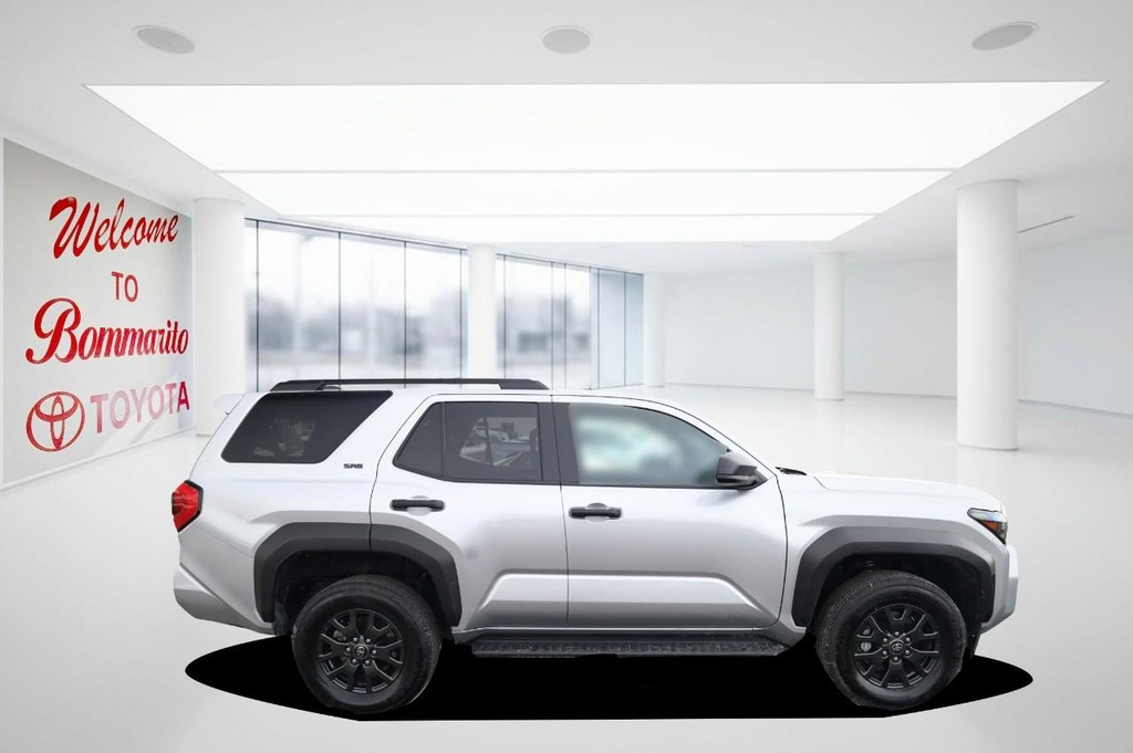 Toyota 4Runner Vehicle Full-screen Gallery Image 5