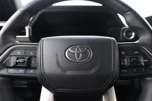 Toyota 4Runner Vehicle Image 09