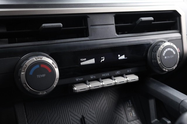 Toyota 4Runner Vehicle Image 13