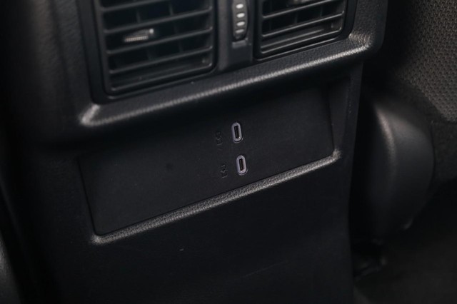 Toyota 4Runner Vehicle Image 21