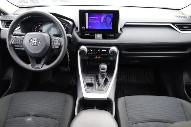 Toyota RAV4 Vehicle Image 20