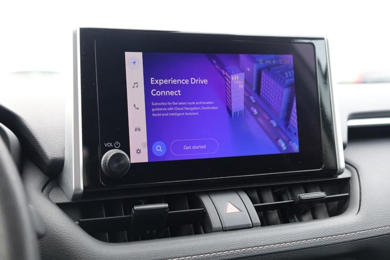 Toyota RAV4 Vehicle Image 11