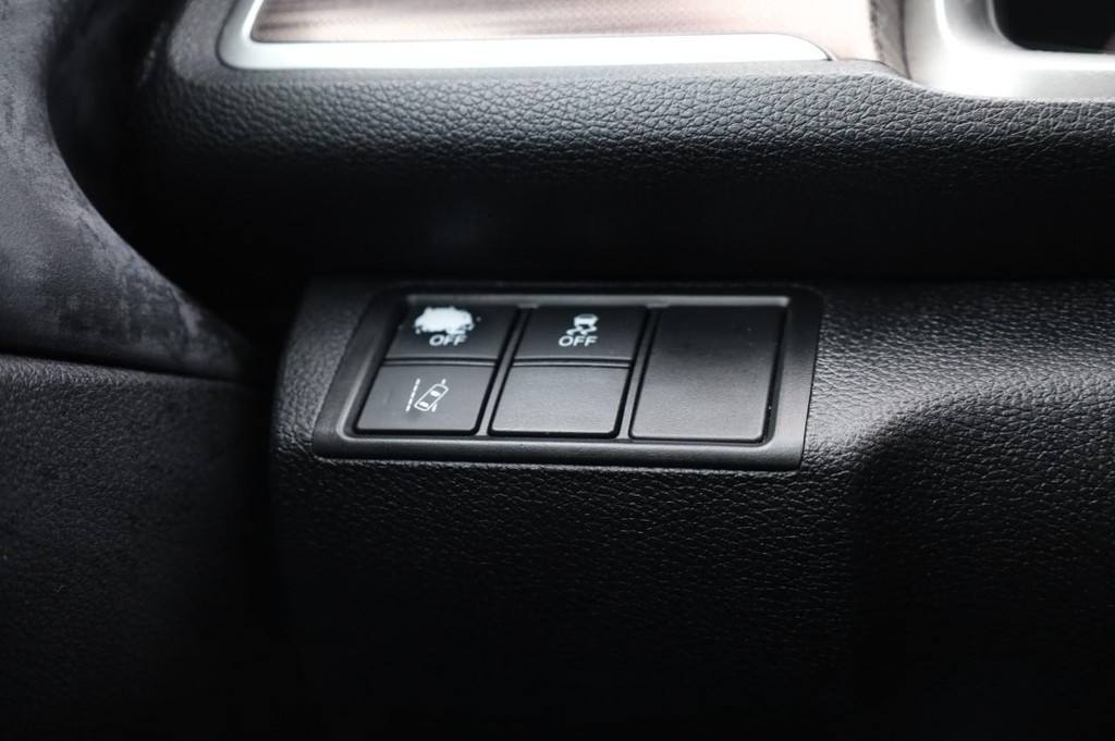 Honda Civic Sedan Vehicle Full-screen Gallery Image 17