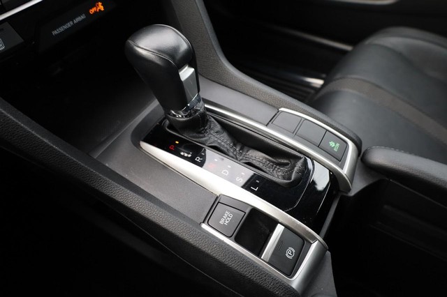 Honda Civic Sedan Vehicle Image 14