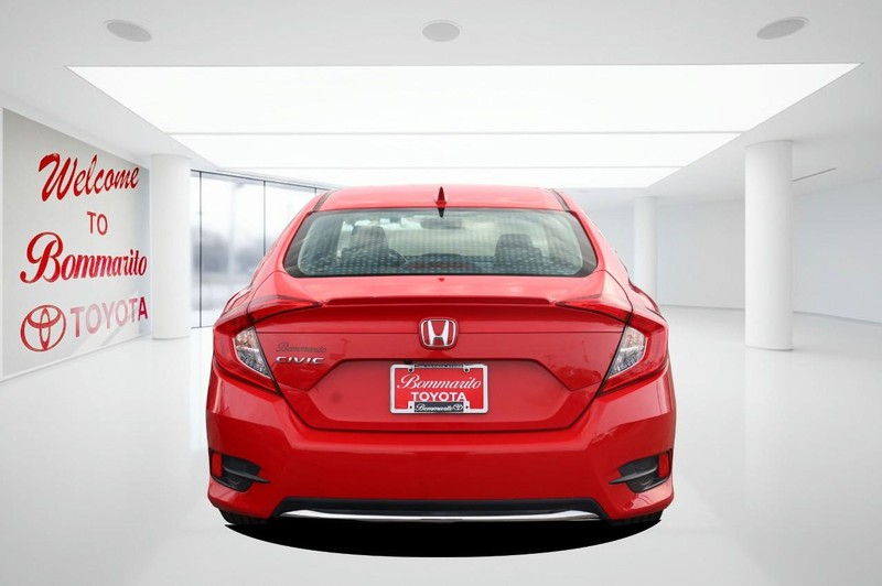 Honda Civic Sedan Vehicle Full-screen Gallery Image 6