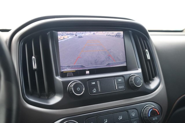 GMC Canyon Vehicle Image 12