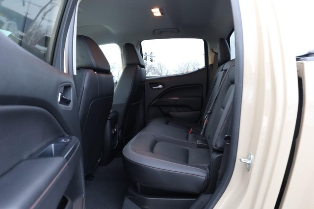 GMC Canyon Vehicle Image 19