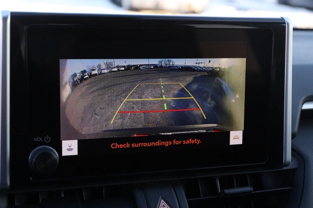 Toyota RAV4 Vehicle Image 15