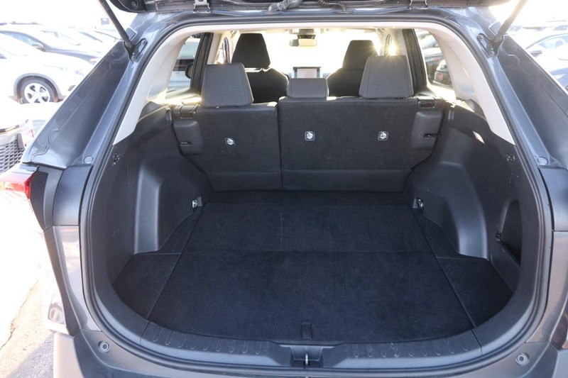 Toyota RAV4 Vehicle Image 07