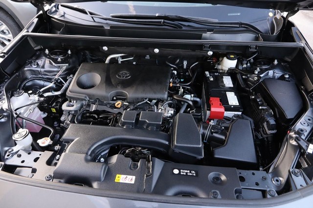 Toyota RAV4 Vehicle Image 25