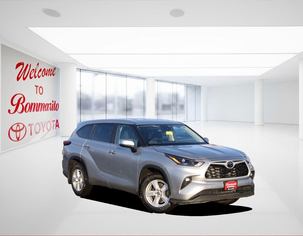 Toyota Highlander Vehicle Full-screen Gallery Image 2