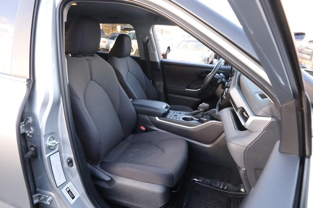 Toyota Highlander Vehicle Image 26