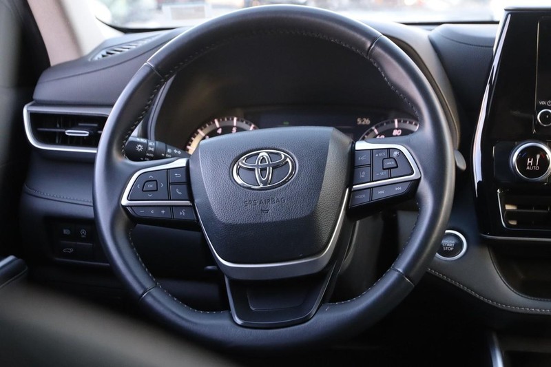 Toyota Highlander Vehicle Image 23