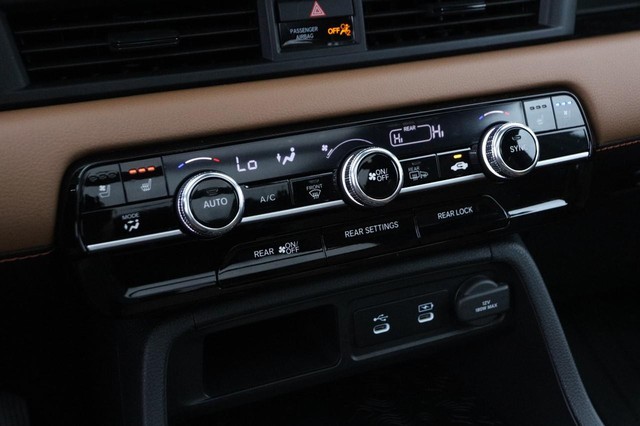 Honda Passport Vehicle Image 18