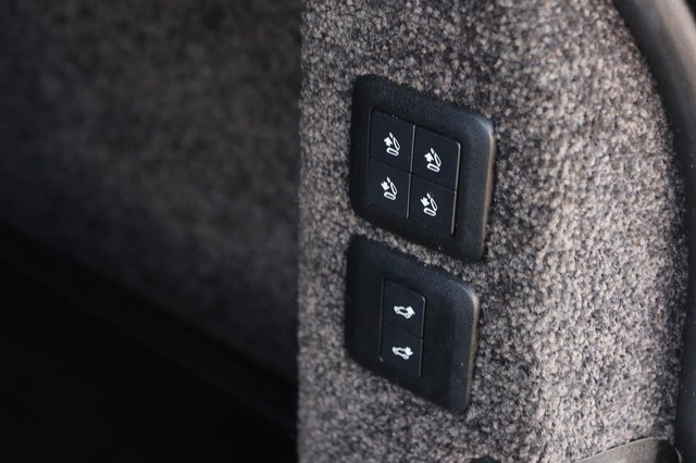 Land Rover Range Rover Vehicle Image 08