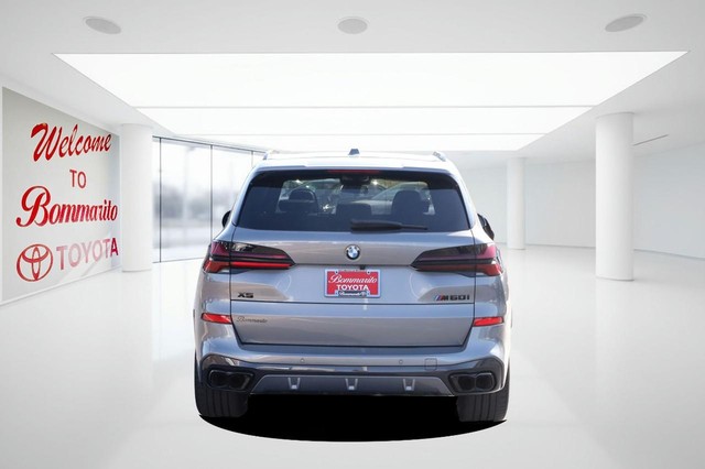 BMW X5 Vehicle Image 06