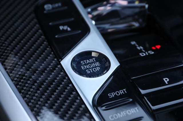 BMW X5 Vehicle Image 18