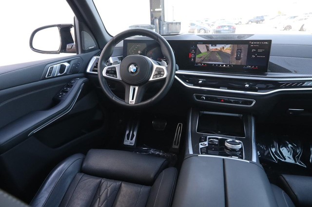 BMW X5 Vehicle Image 25