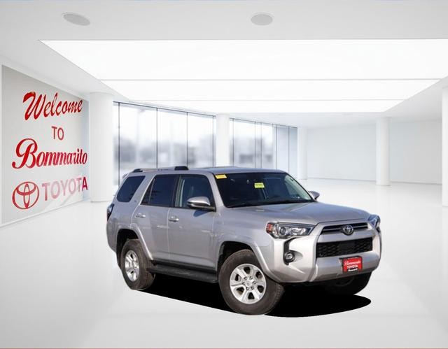 Toyota 4Runner Vehicle Image 02