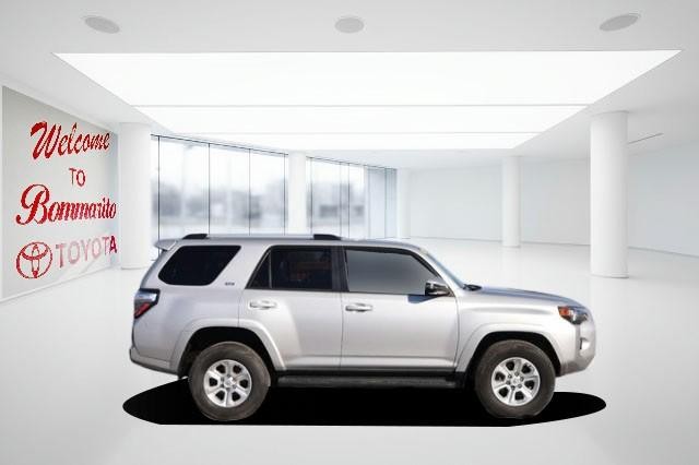 Toyota 4Runner Vehicle Image 05