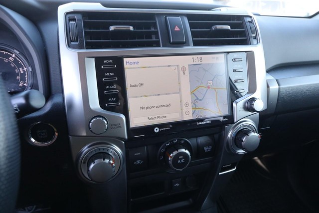 Toyota 4Runner Vehicle Image 16