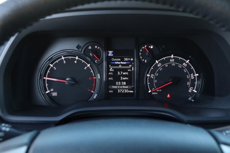 Toyota 4Runner Vehicle Image 13