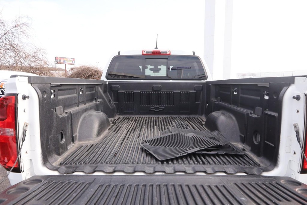 Chevrolet Colorado Vehicle Full-screen Gallery Image 07