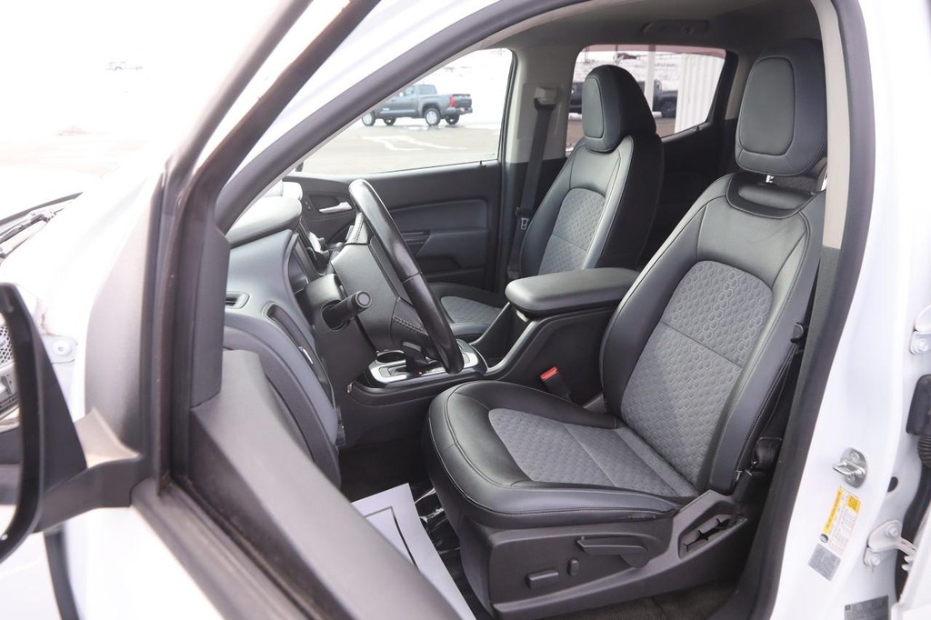 Chevrolet Colorado Vehicle Full-screen Gallery Image 08