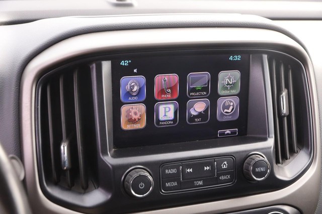 Chevrolet Colorado Vehicle Image 15