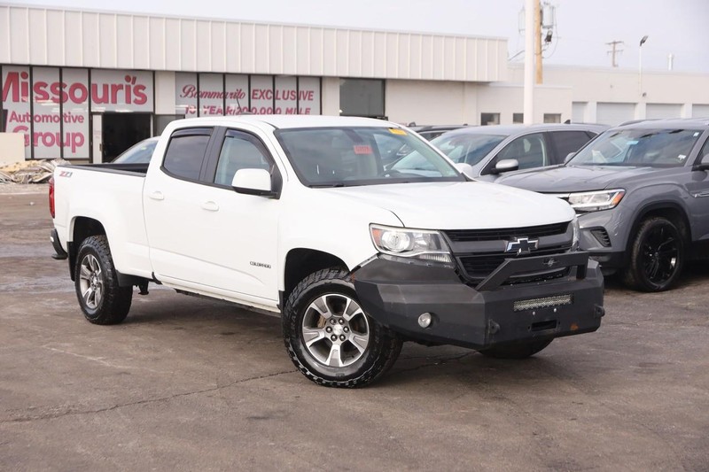 Chevrolet Colorado Vehicle Image 02