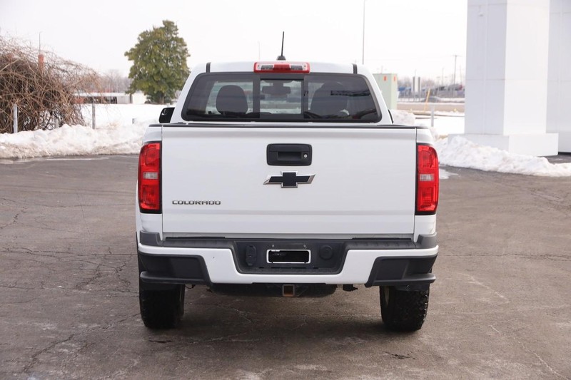 Chevrolet Colorado Vehicle Image 06