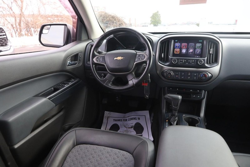 Chevrolet Colorado Vehicle Image 21
